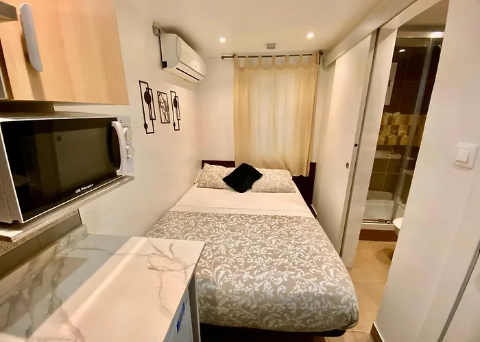 Suites Nuevas Con Bano Privado Frente Al Metro St Mwc Barcelona-Fira
