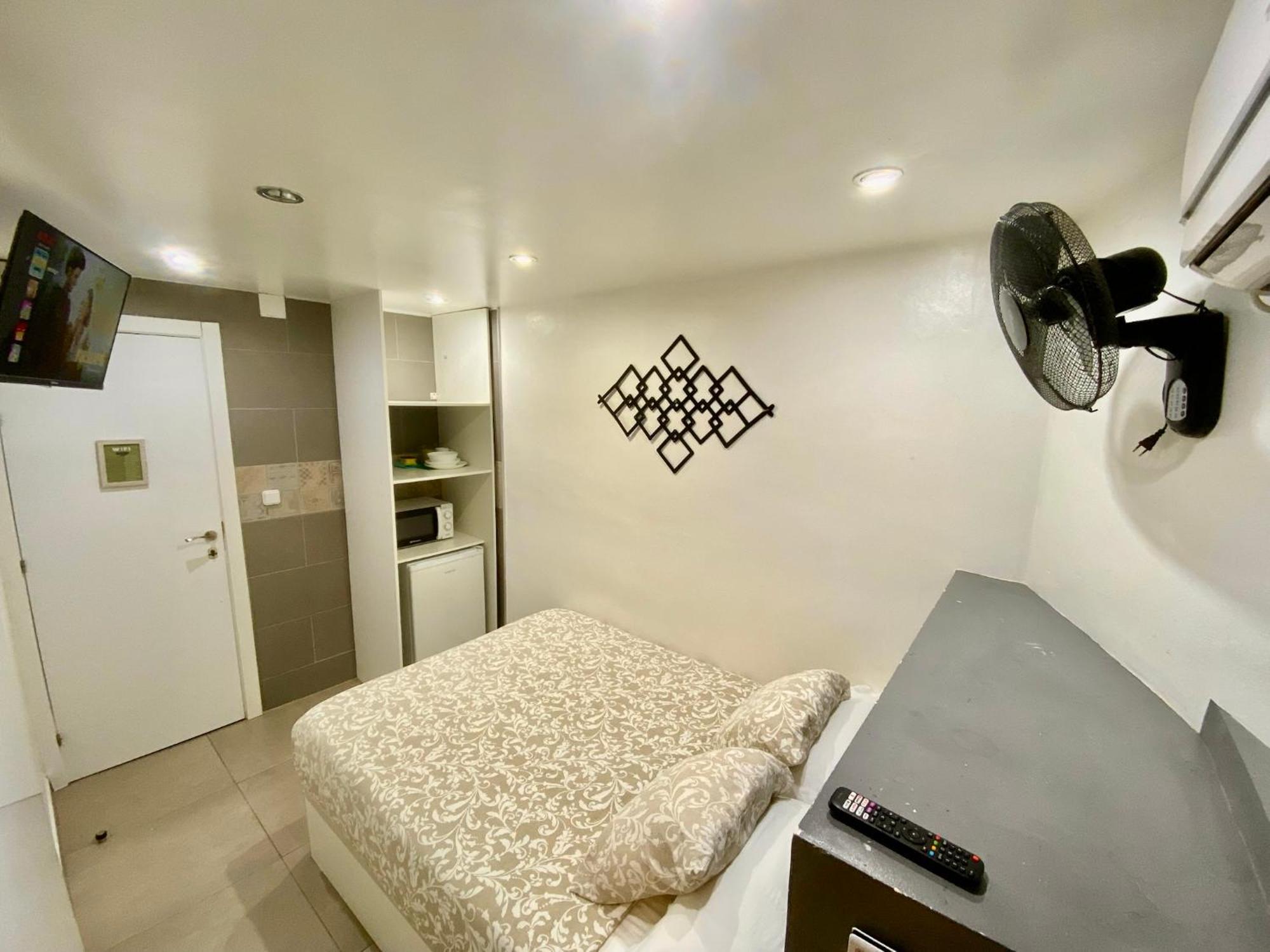 Apartment Nuevas Con Bano Privado Frente Al Metro St Mwc Barcelona-fira *